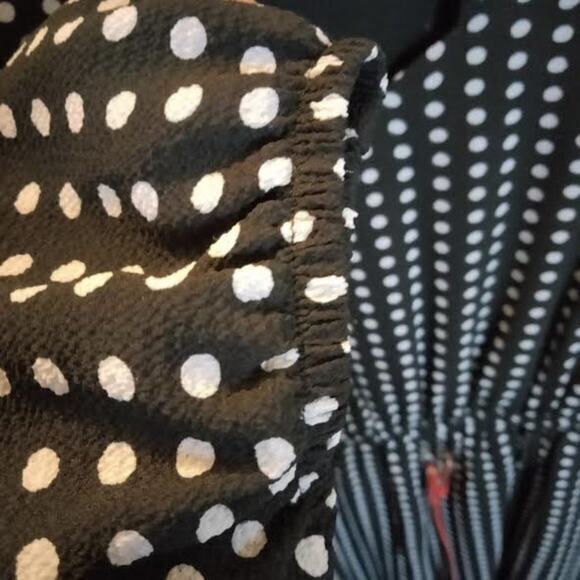 Apt. 9 Scalloped Fit & Flare Dress with Scalloped V-Neck Polka Dots Women Size 8 - Picture 4 of 6